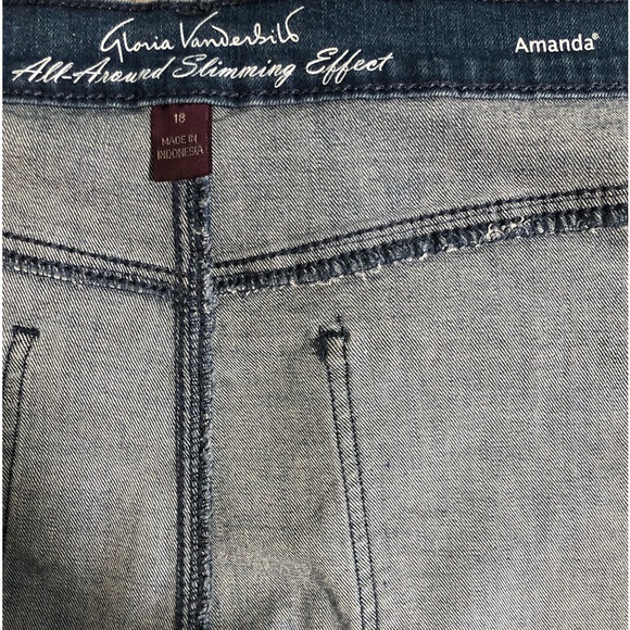 Gloria Vanderbelt Amanda Shorts All Around  Slimming Effect Size 18 - Picture 12 of 15